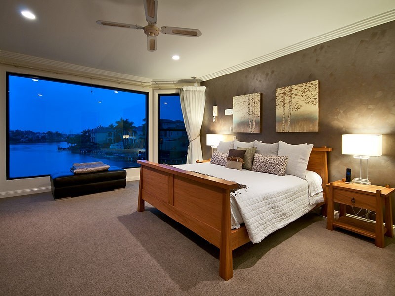 31 Istana View, Clear Island Waters QLD 4226