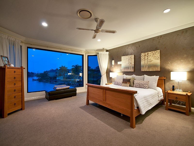 31 Istana View, Clear Island Waters QLD 4226