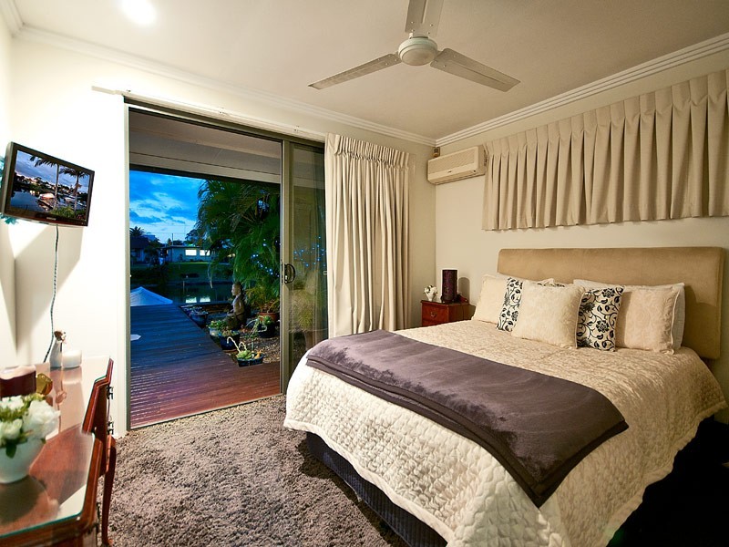 51 Rapallo Avenue, Isle Of Capri QLD 4217