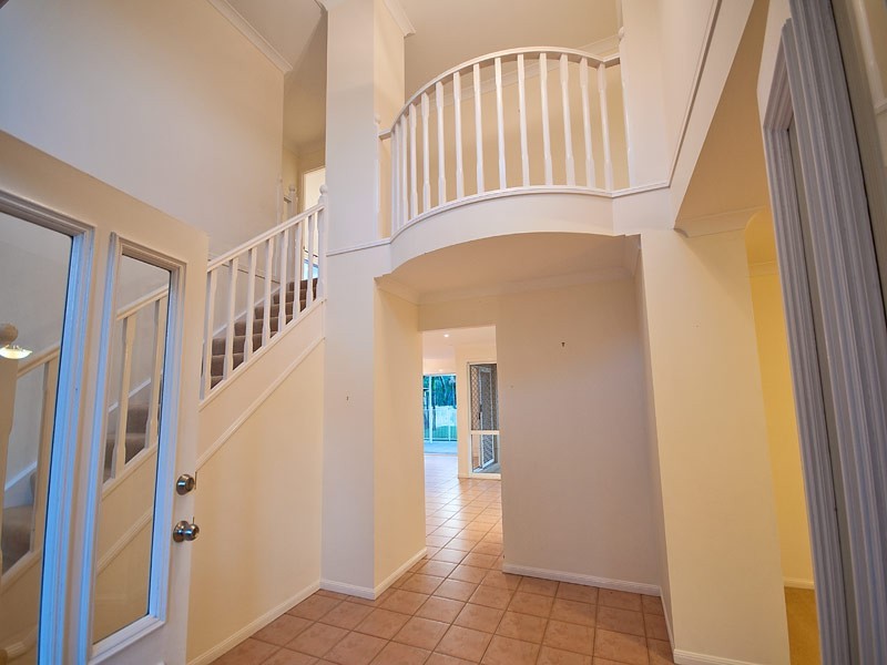 184 Port Jackson Boulevard, Clear Island Waters QLD 4226