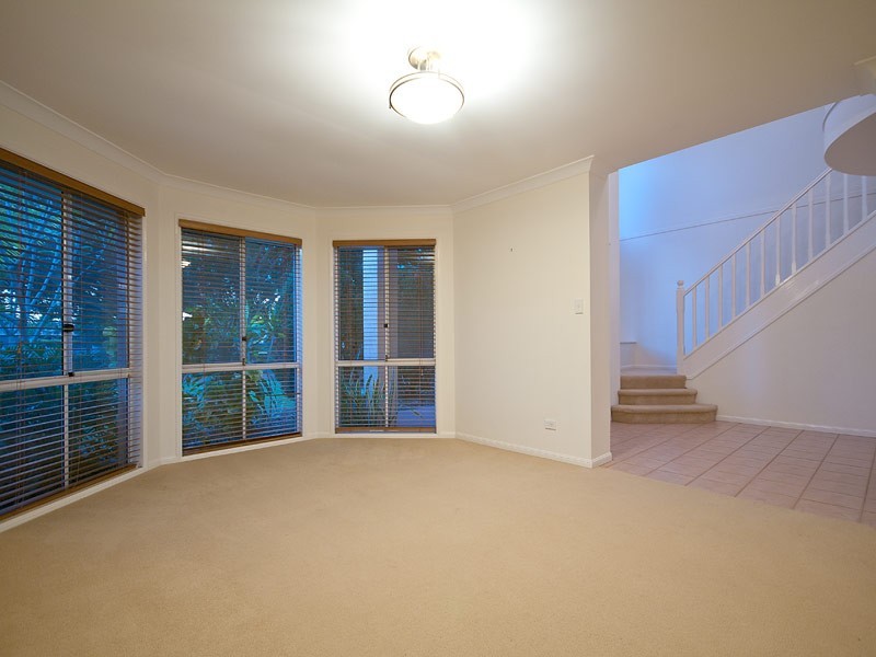184 Port Jackson Boulevard, Clear Island Waters QLD 4226