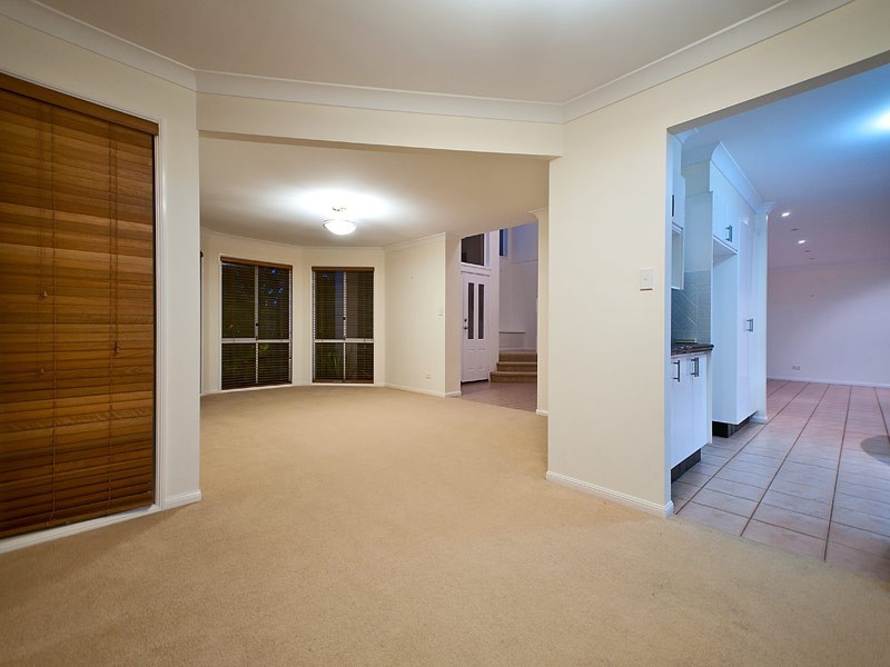 184 Port Jackson Boulevard, Clear Island Waters QLD 4226