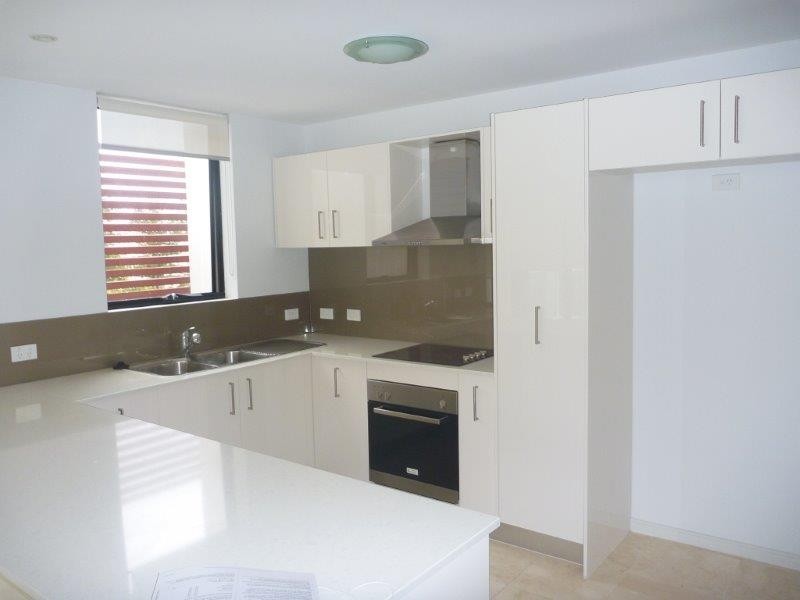 4/3 Beach Parade, Surfers Paradise QLD 4217
