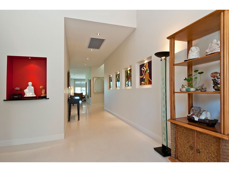 2025 The Boulevard, Benowa QLD 4217