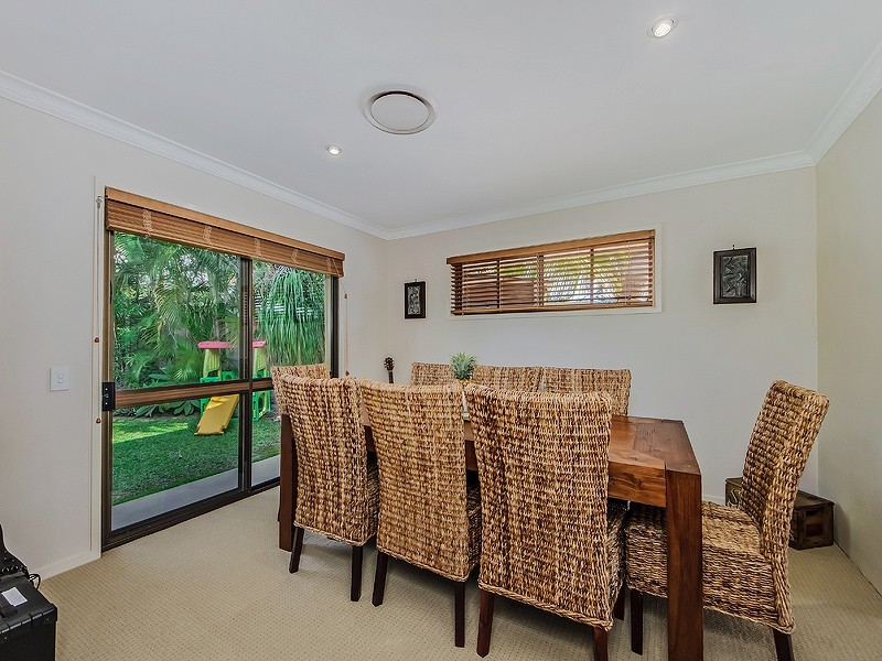 12 McCleary Street, Sorrento QLD 4217