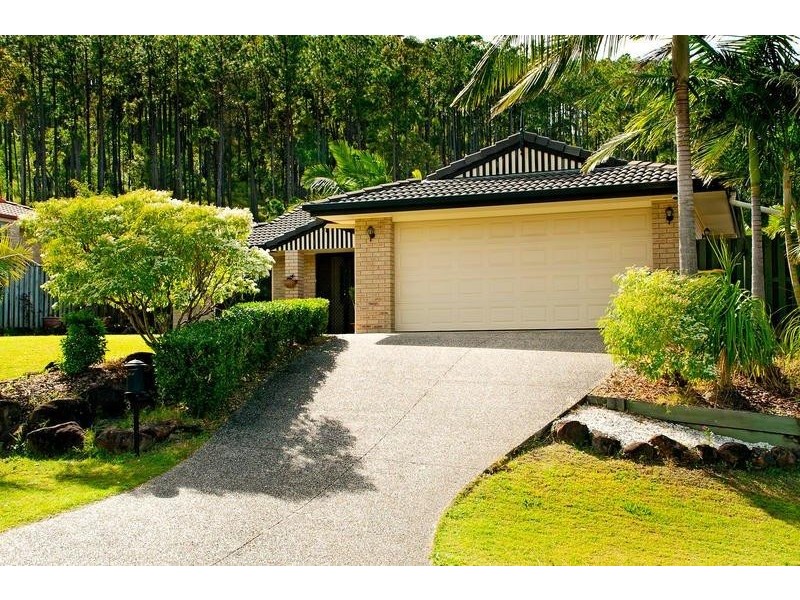 3 Equador Court, Pacific Pines QLD 4211