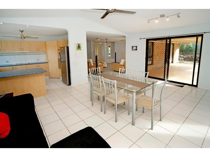 3 Equador Court, Pacific Pines QLD 4211