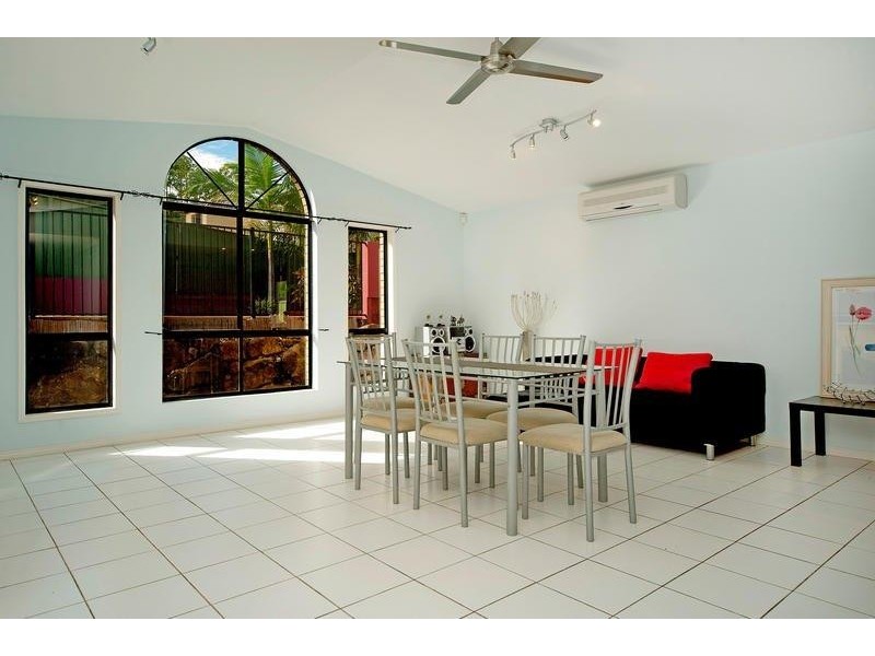 3 Equador Court, Pacific Pines QLD 4211