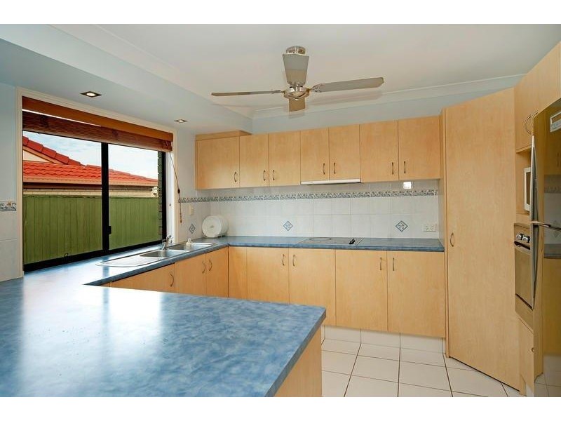 3 Equador Court, Pacific Pines QLD 4211