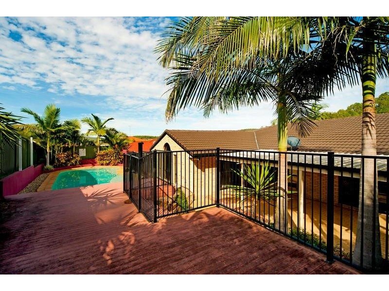 3 Equador Court, Pacific Pines QLD 4211
