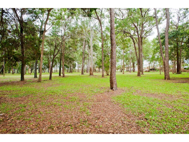 2/7 Woodgate Place, Paradise Point QLD 4216