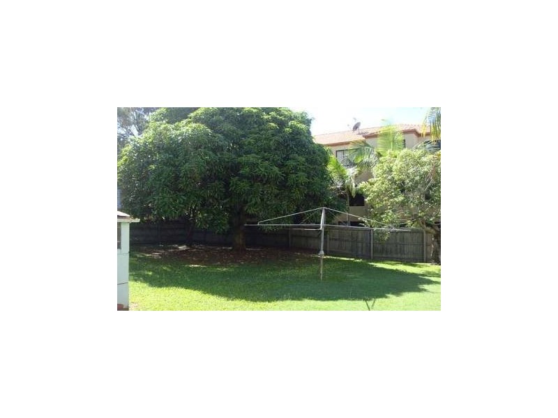 13 Gillian Lane, Southport QLD 4215