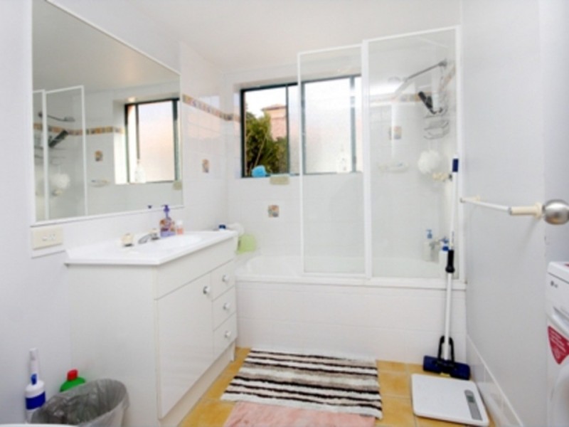 Mermaid Beach QLD 4218