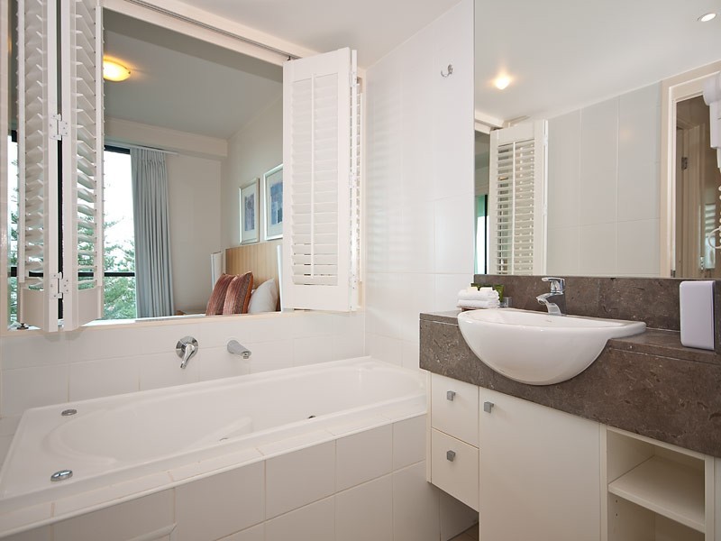 602 ‘Broadbeach On The Park’ 2685 Gold Coast Hwy, Broadbeach QLD 4218