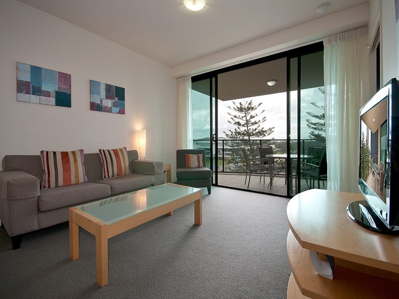 602 ‘Broadbeach On The Park’ 2685 Gold Coast Hwy, Broadbeach QLD 4218