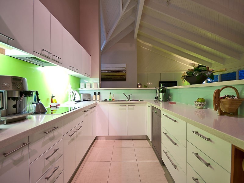 2 Platypus Avenue, Sorrento QLD 4217