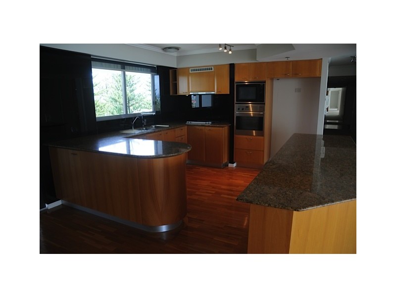 161/74 ‘La Sabbia’ Old Burleigh Road, Surfers Paradise QLD 4217