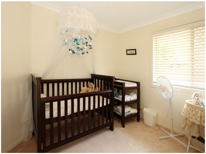 10 Antigua Way, Clear Island Waters QLD 4226