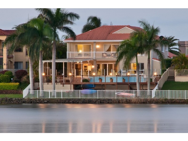 36 Montevideo Drive, Clear Island Waters QLD 4226