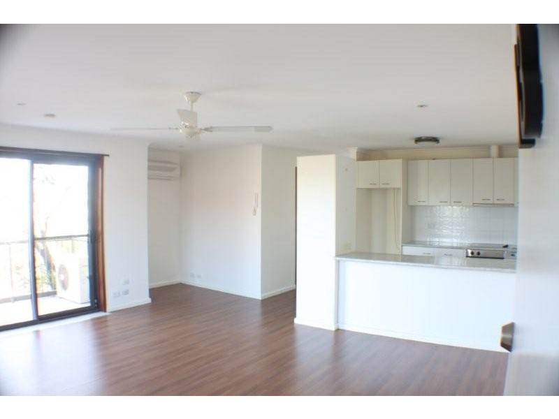13/25 Ahern Street, Labrador QLD 4215
