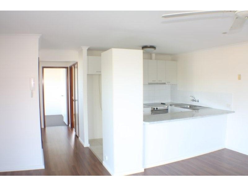 13/25 Ahern Street, Labrador QLD 4215