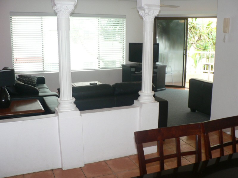 13/28 Old Burleigh Road, Surfers Paradise QLD 4217