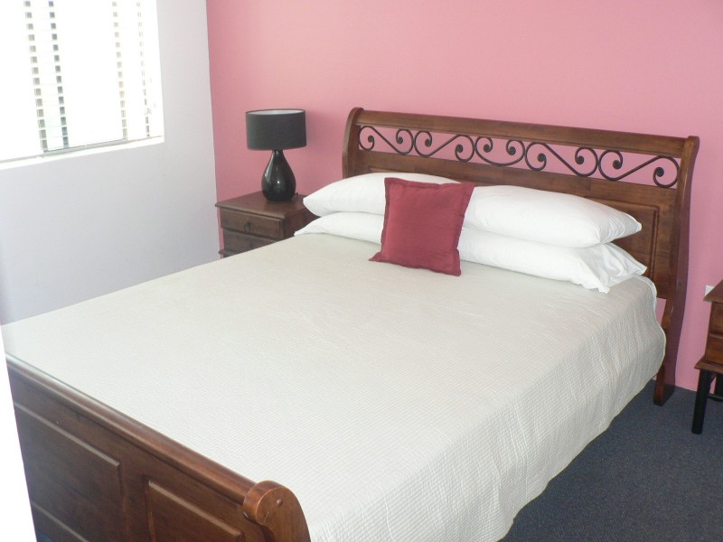 13/28 Old Burleigh Road, Surfers Paradise QLD 4217