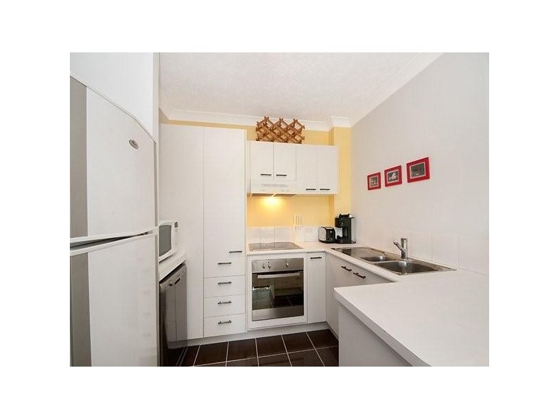 246/35 ‘Bay Lodge Heights’ Palm Avenue, Surfers Paradise QLD 4217