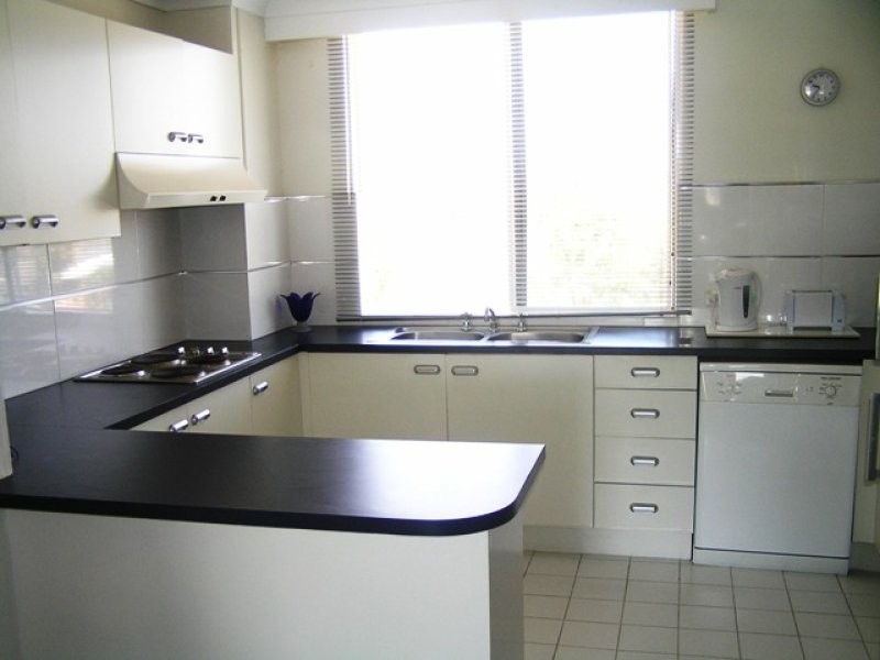 13/249 Bayview Street, Hollywell QLD 4216