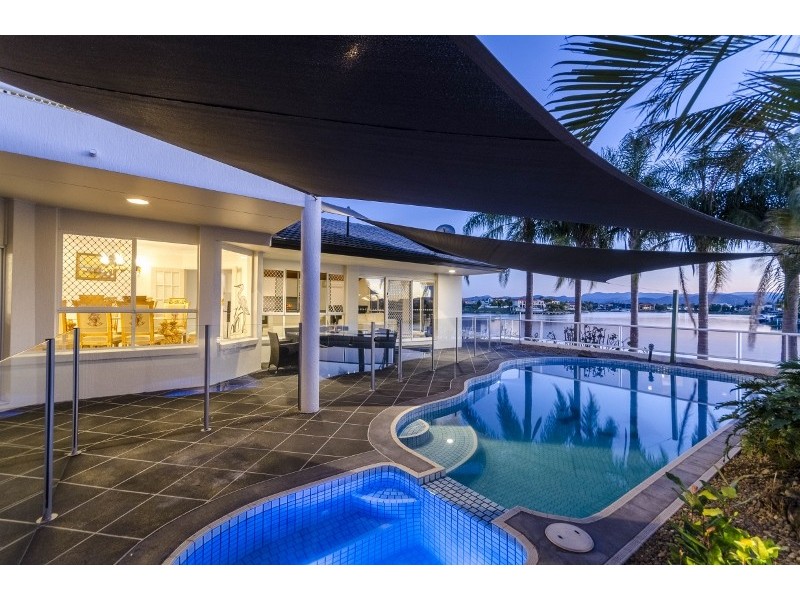 31 San Simeon Drive, Clear Island Waters QLD 4226