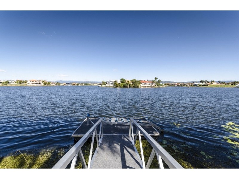 31 San Simeon Drive, Clear Island Waters QLD 4226