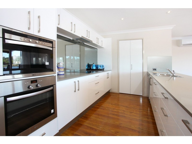 28 Mornington Terrace, Robina QLD 4226