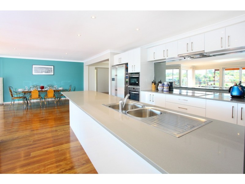 28 Mornington Terrace, Robina QLD 4226