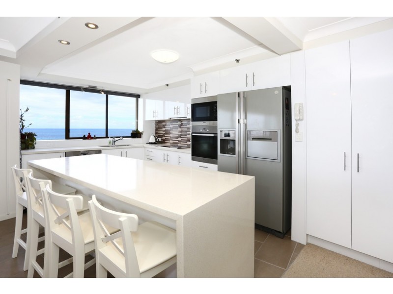 40/3 ‘Pintari’ Cunningham Avenue, Main Beach QLD 4217