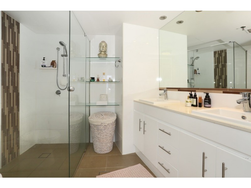 40/3 ‘Pintari’ Cunningham Avenue, Main Beach QLD 4217