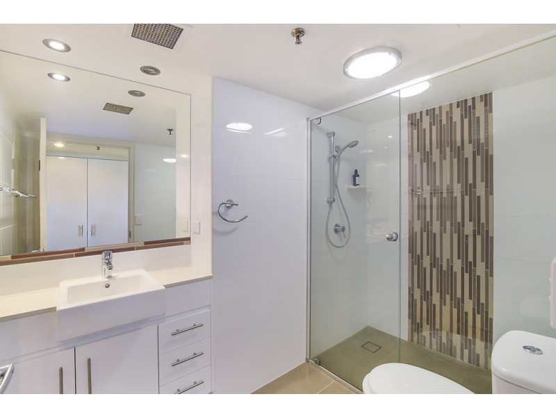 40/3 ‘Pintari’ Cunningham Avenue, Main Beach QLD 4217