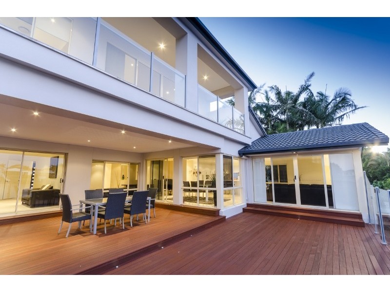 8 Key Largo, Clear Island Waters QLD 4226