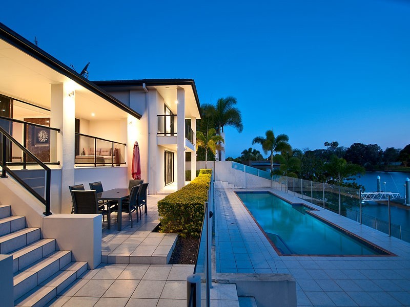 99 Sir Bruce Small Boulevard, Benowa Waters QLD 4217