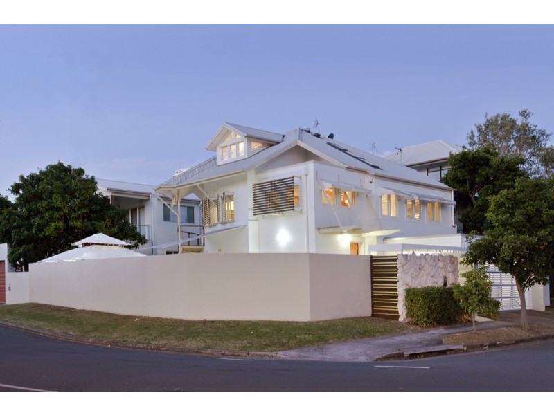 1/55 Cronin Avenue, Main Beach QLD 4217