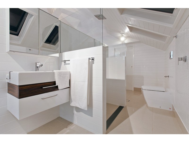 1/55 Cronin Avenue, Main Beach QLD 4217