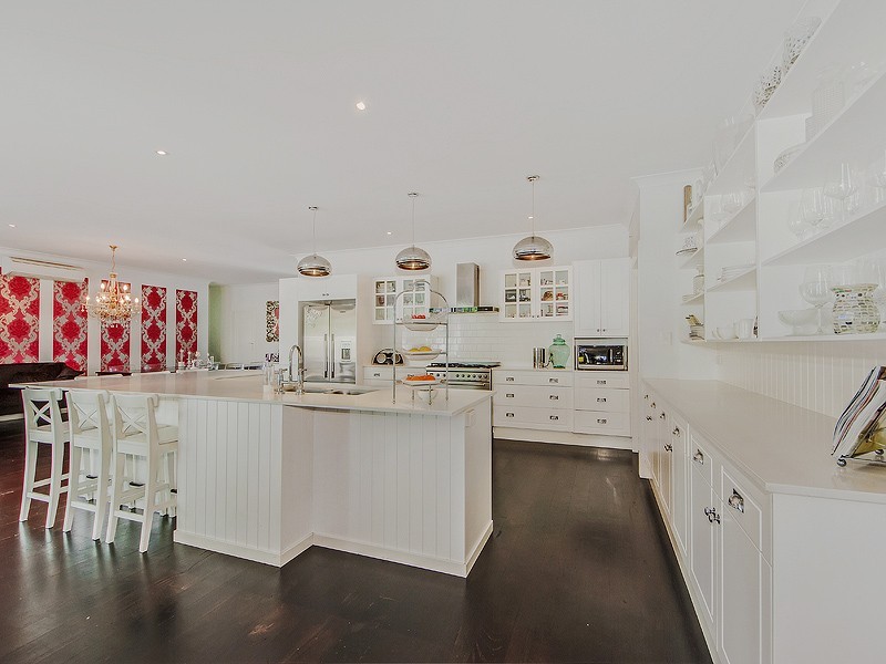 5 Kapala Street, Southport QLD 4215