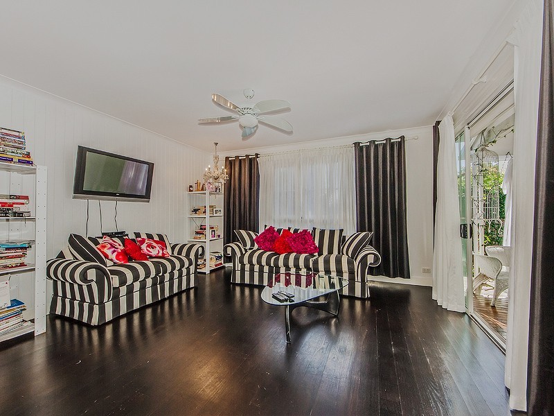 5 Kapala Street, Southport QLD 4215