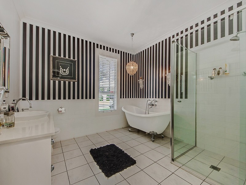 5 Kapala Street, Southport QLD 4215