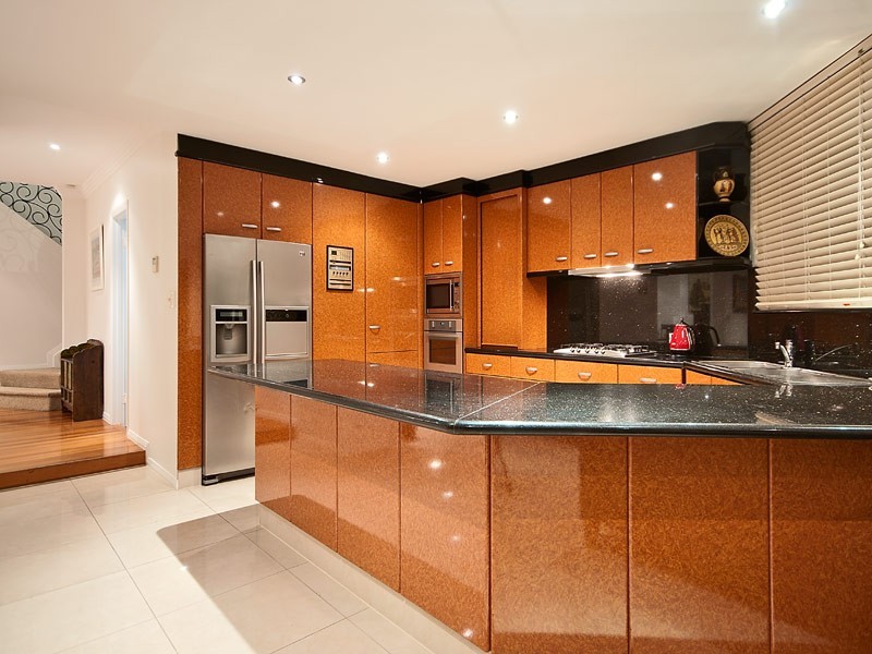 13 Staysail Crescent, Clear Island Waters QLD 4226