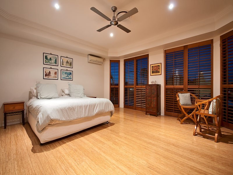 13 Staysail Crescent, Clear Island Waters QLD 4226