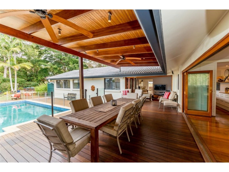 184 Heeb Street, Benowa QLD 4217