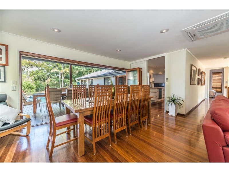 184 Heeb Street, Benowa QLD 4217