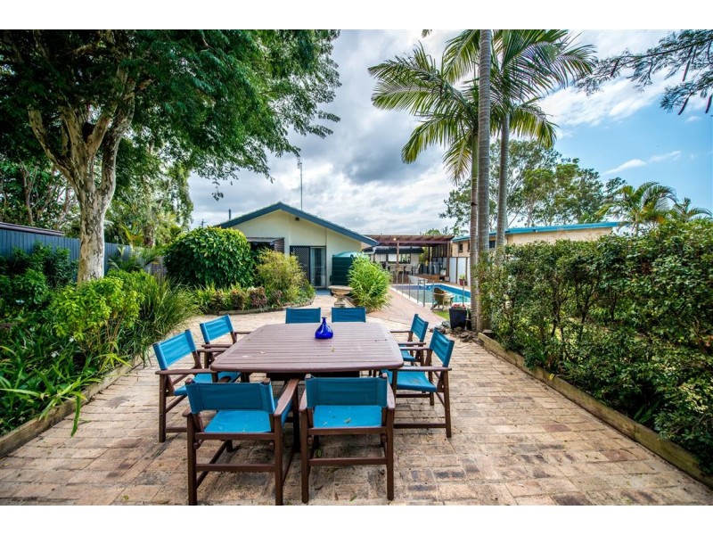 184 Heeb Street, Benowa QLD 4217