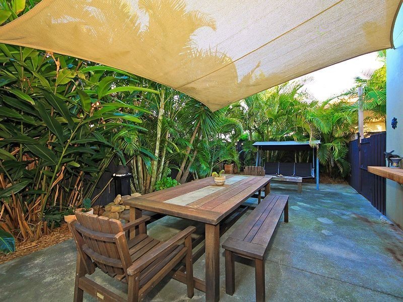 12 Mauritius Court, Varsity Lakes QLD 4227