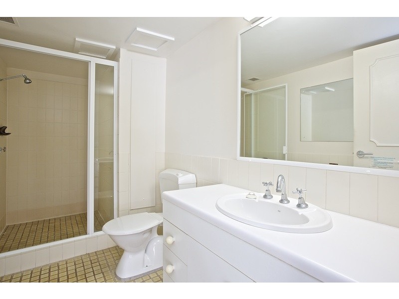 2 ‘Old Burleigh Court’ 117 Old Burleigh Road, Broadbeach QLD 4218